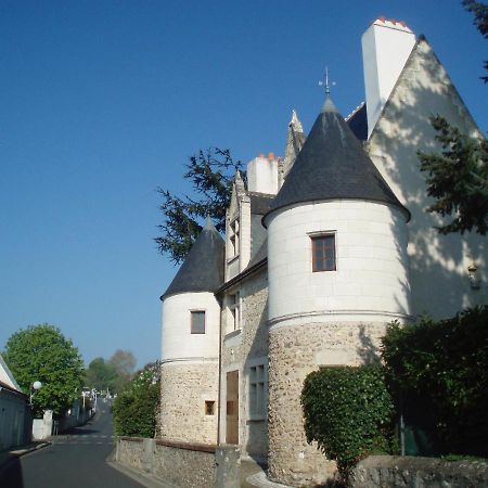 ホテル Manoir Du Rouvre Mettray エクステリア 写真